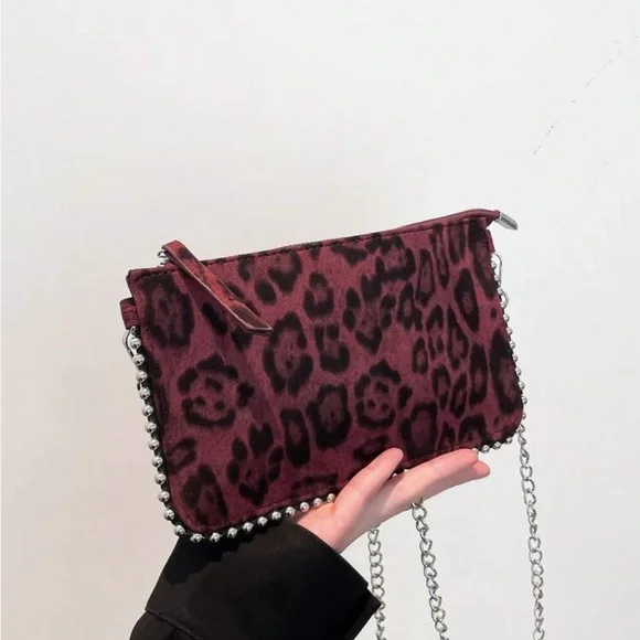 Leopard Print Chain Shoulder Bag - Picture 5 of 7